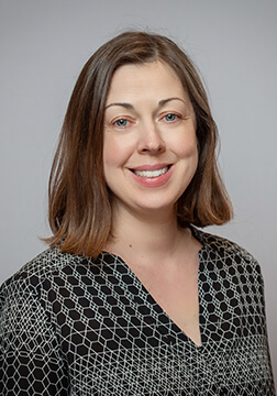 Stephanie Thornton headshot
